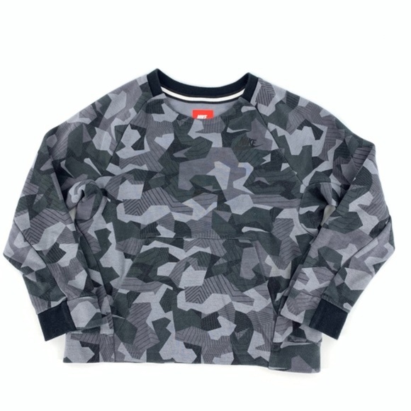 Nike Other - Nike Tech Youth Gray Camo Print Crewneck Top